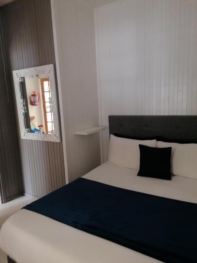 Knysna N2 Lodge Екстер'єр фото