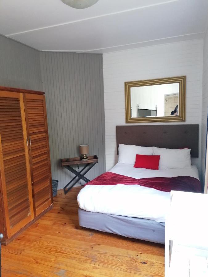 Knysna N2 Lodge Екстер'єр фото