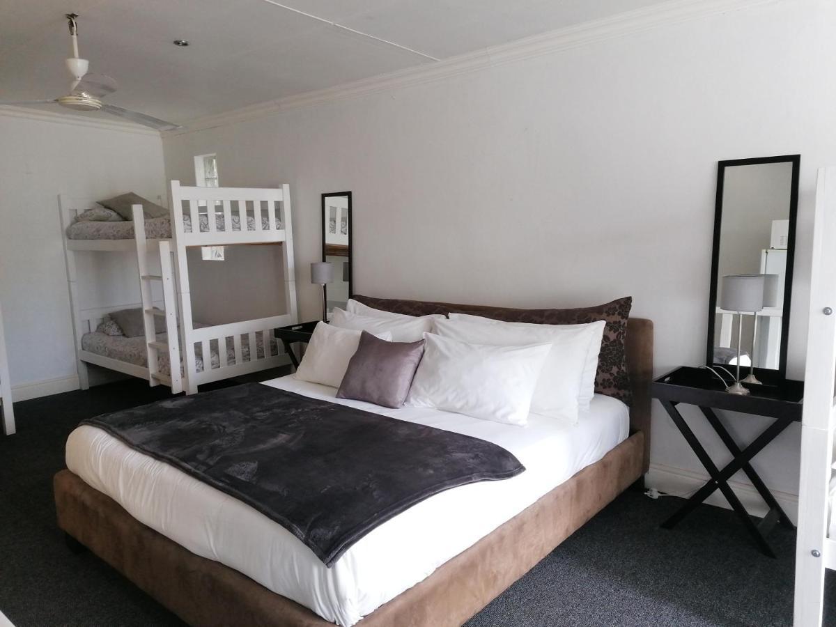Knysna N2 Lodge Екстер'єр фото
