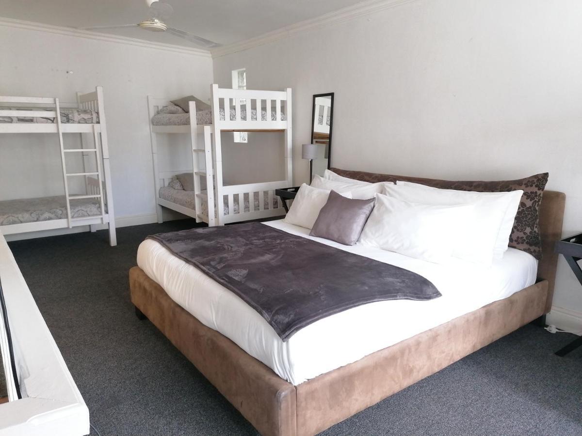 Knysna N2 Lodge Екстер'єр фото