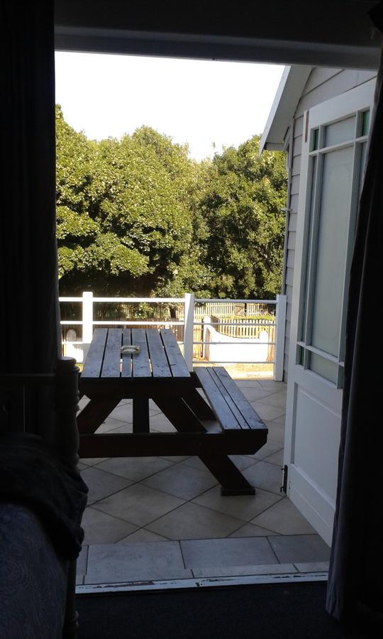 Knysna N2 Lodge Екстер'єр фото
