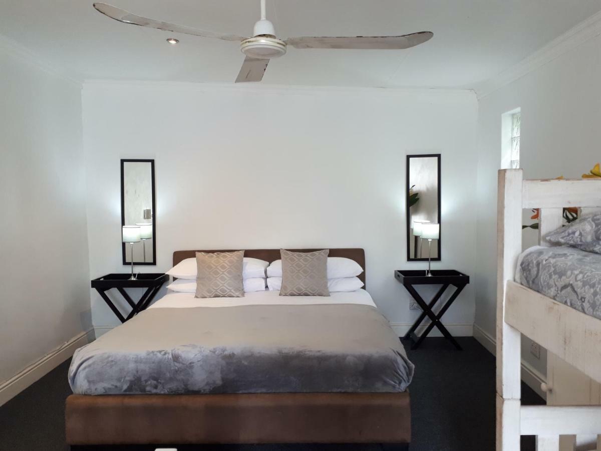 Knysna N2 Lodge Екстер'єр фото