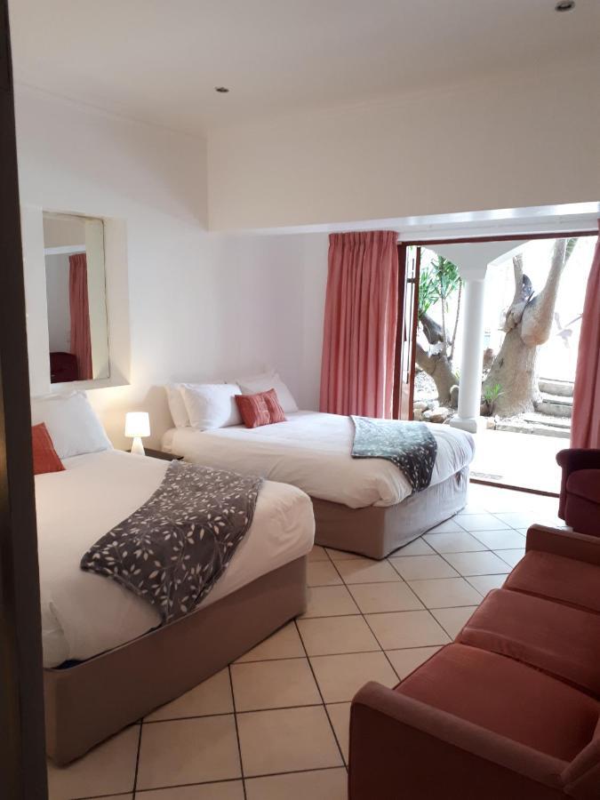 Knysna N2 Lodge Екстер'єр фото